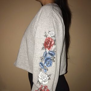 Long sleeve cropped shirt